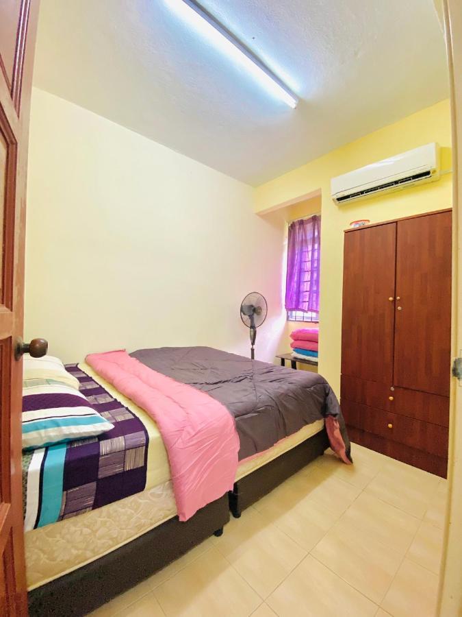 Smilez Homestay H102 & A306 At Pd Perdana Kondo Resort Port Dickson Esterno foto