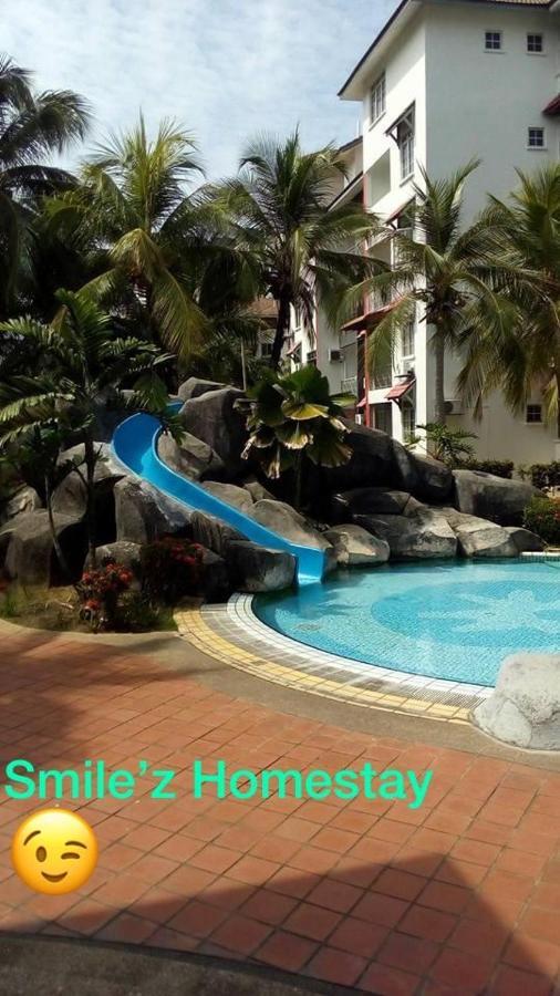 Smilez Homestay H102 & A306 At Pd Perdana Kondo Resort Port Dickson Esterno foto